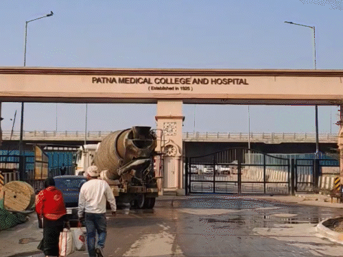 589 में 203 फैकल्टी पद खाली, मेडिसिन में 40 में सिर्फ 9 शिक्षक|पटना,Patna - Dainik Bhaskar