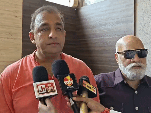 वोटिंग के लिए पहुंचे जालंधर सेंट्रल हलके से आप इंचार्ज नितिन कोहली।