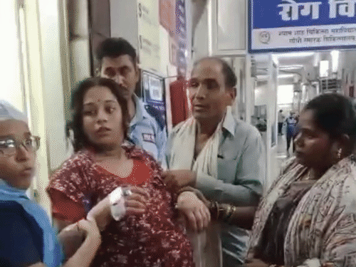 मौत से पहले कल्पना बचाने की गुहार लगाती रही। बच्चे की भी मौत हो गई थी।