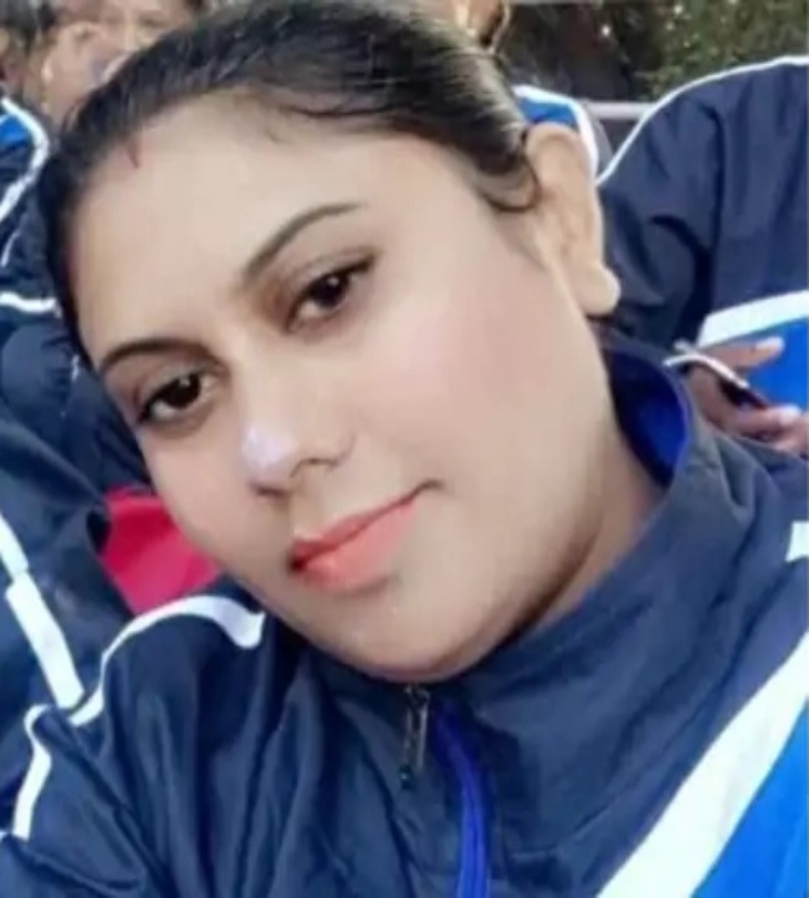 मोनिका ने चोरी का 9 तोला सोना अपने पास रख लिया था।