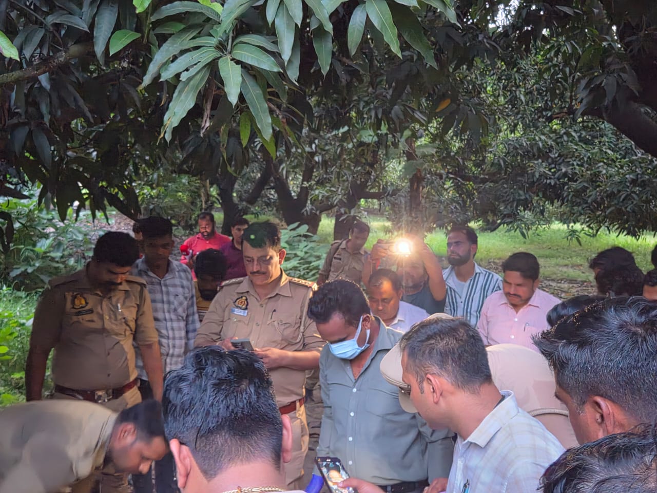 धीरेंद्र प्रताप सिंह का शव नहर में औंधु मुंह पड़ा मिला।