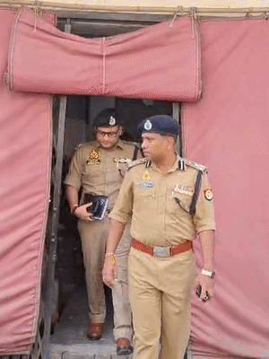 The investigating officer questioned the officials and employees of Punjab National Bank.