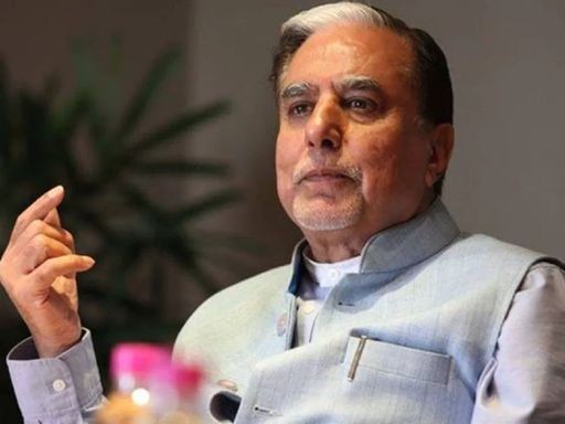 हिसार के रहने वाले उद्योगपति डॉ. सुभाष चंद्रा कर्ज माफी फॉर्मूले पर विवादों में हैं। - Dainik Bhaskar
