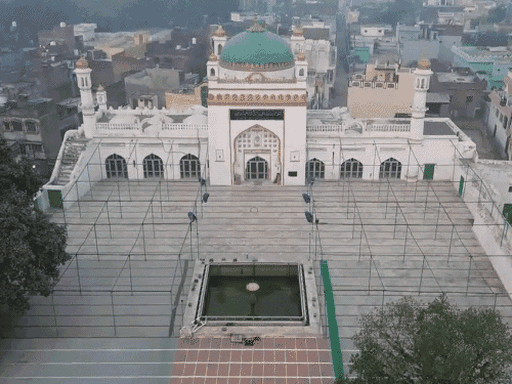 19 नवंबर 2024 को हिंदू पक्ष ने संभल की शाही जामा मस्जिद को श्रीहरिहर मंदिर बताते हुए सर्वे कराने की मांग की थी।