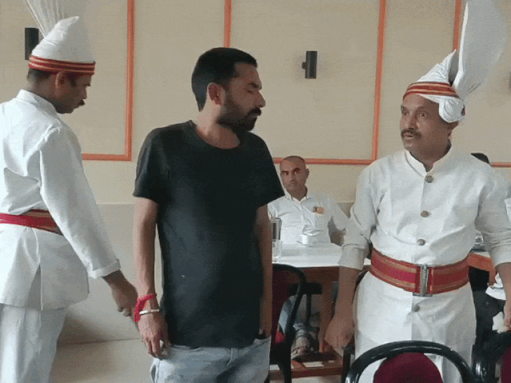 कलेक्टर ने रिपोर्ट मांगी है।