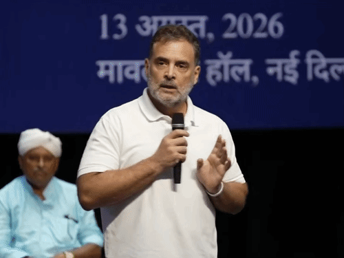 राहुल गांधी ने मंगलवार को X पर पोस्ट कर केंद्र और राज्य पर हमला किया।- फाइल फोटो - Dainik Bhaskar