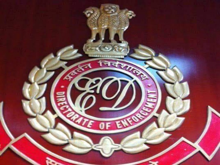 ED की टीम दस्तावेजों और अन्य जरूरी सामान की जांच कर रही है। (फाइल)
