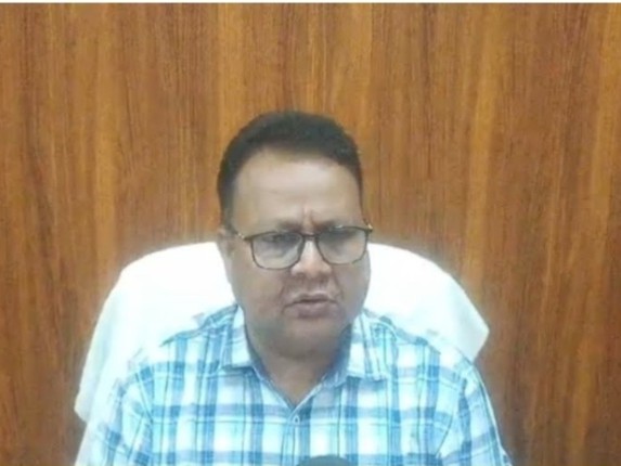 एआरटीओ प्रशासन डॉ. आरपी सिंह ने 2 सितंबर बुधवार को बताया कि टैक्स बकाया वाले वाहन मालिकों को पहले मांग पत्र भेजे गए थे।