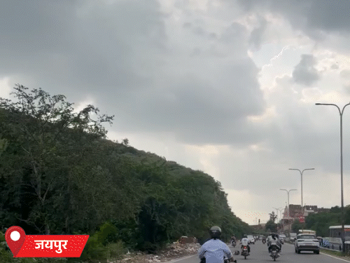 जयपुर में करीब एक हफ्ते बाद बुधवार मानसून फिर एक्टिव हुआ। राजधानी में आने वाले दिनों में तेज बारिश की संभावना है।