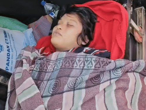 डिलीवरी के 1 महीने बाद महिला की मौत हो गई, हालांकि बच्चा स्वस्थ है।