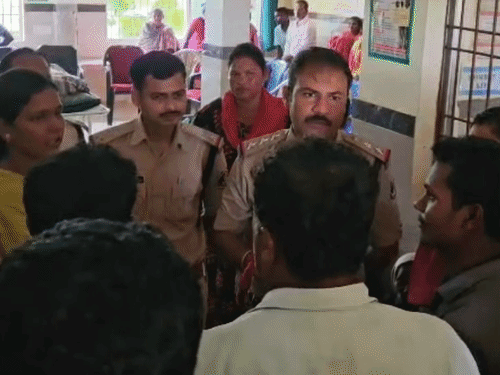 पुलिस ने परिवार वालों को समझाइश दी।