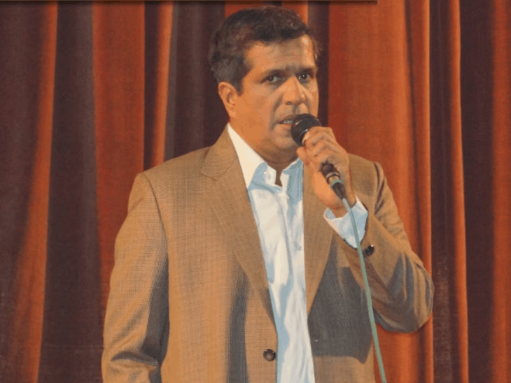 अपरा मेहता और दर्शन जरीवाला की शादी 1980 में हुई थी। दोनों 2003 से अलग रह रहे हैं, लेकिन उनका कानूनी तलाक कभी नहीं हुआ। - Dainik Bhaskar