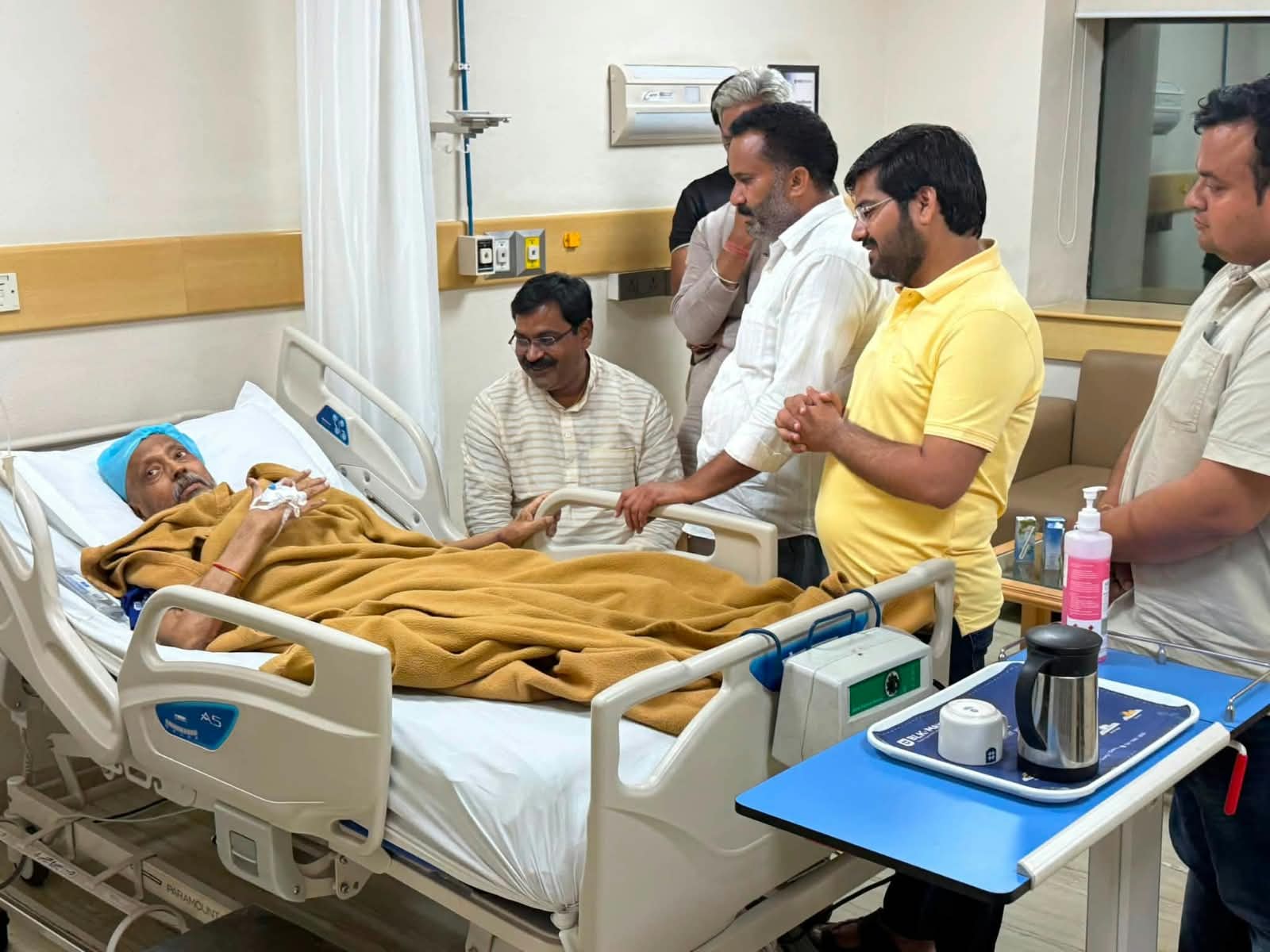 अनिल शर्मा का इलाज दिल्ली में चल रहा था। वह कैंसर से जूझ रहे थे।