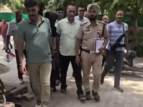 शहर में 4 जगह गोलियां चलाकर मचाई थी दहशत; पुलिस ने जारी किया VIDEO|हिसार,Hisar - Dainik Bhaskar