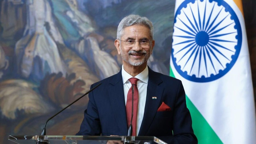 विदेश मंत्री का ये दौरा ऐसे समय पर है, जब रूस-यूक्रेन युद्ध जारी है।