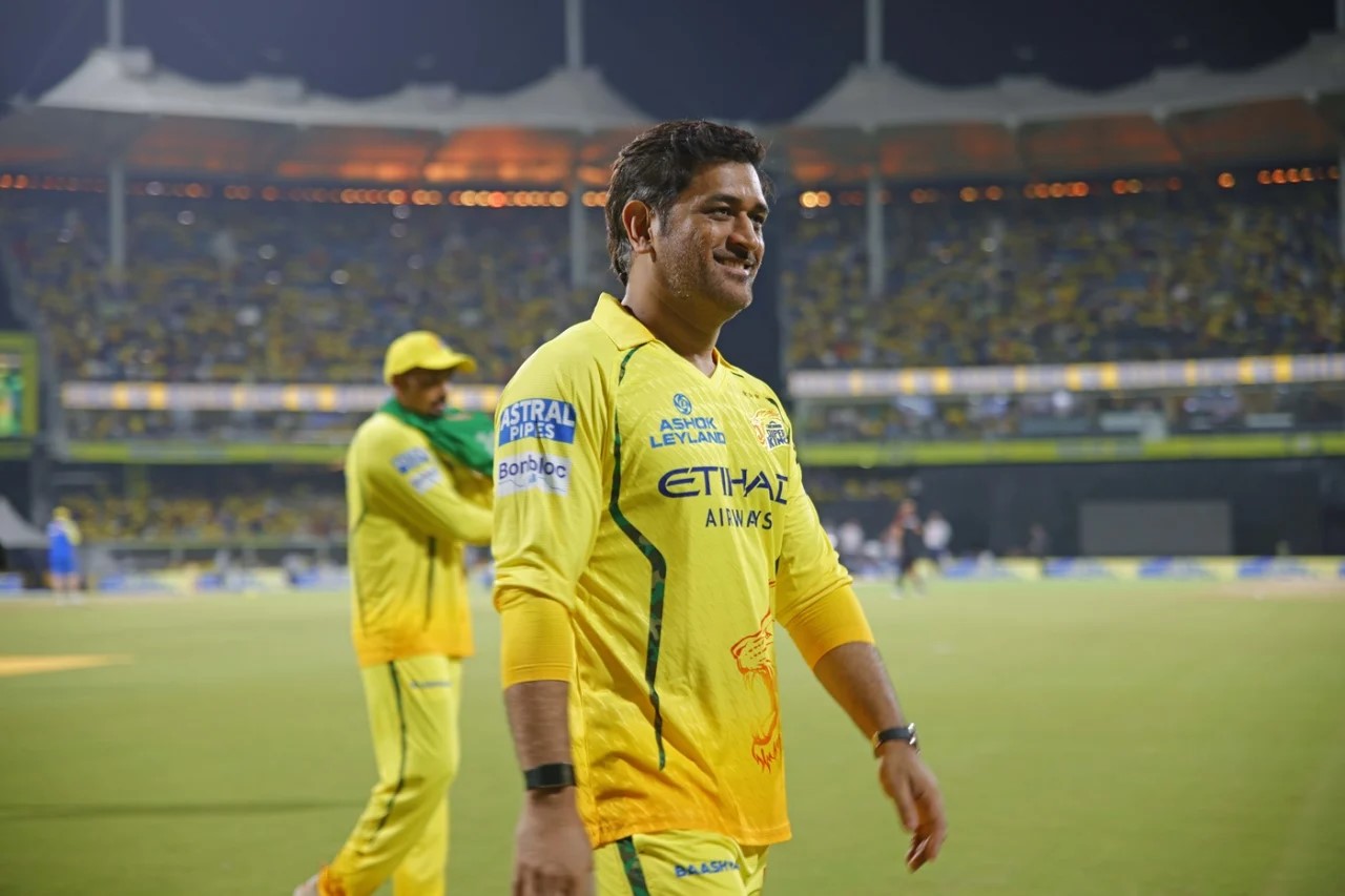 धोनी की यह फोटो IPL 2026 के दौरान की है। हालांकि उन्होंने इस सीजन एक भी मैच नहीं खेला था।