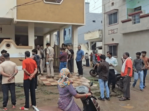 शहर के दीनदयाल कॉलोनी में हत्या की वारदात हुई।