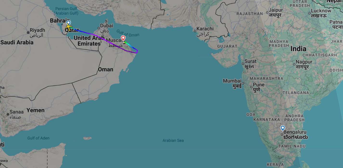 Flightradar24 के डेटा के मुताबिक, इंडिगो की फ्लाइट 6E 1302 ने दोहा से सुबह 3 बजे उड़ान भरी थी। बाद में फ्लाइट को मस्कट डायवर्ट किया गया।
