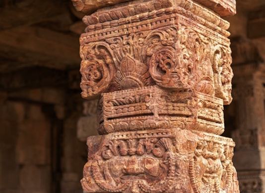 ASI ऐसे स्मारकों के संरक्षण, रखरखाव और आम लोगों के लिए नियंत्रित प्रवेश की व्यवस्था करता है।
