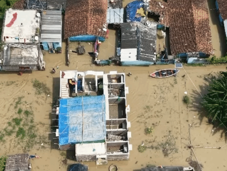 Begusarai Flood News | Ganga River Water Level Crosses Danger Mark