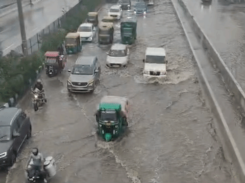 गुरुग्राम-रेवाड़ी में जलभराव, 15 जगह अलर्ट, दो दिन खराब रहेगा मौसम|हिसार,Hisar - Dainik Bhaskar