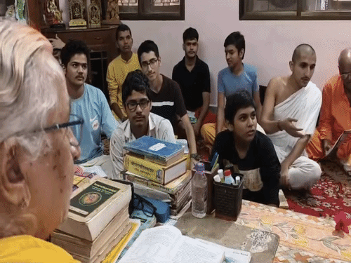 दिल्ली, बेंगलुरु, देहरादून समेत देश के अलग-अलग हिस्सों से विद्यार्थी यहां आ चुके हैं।