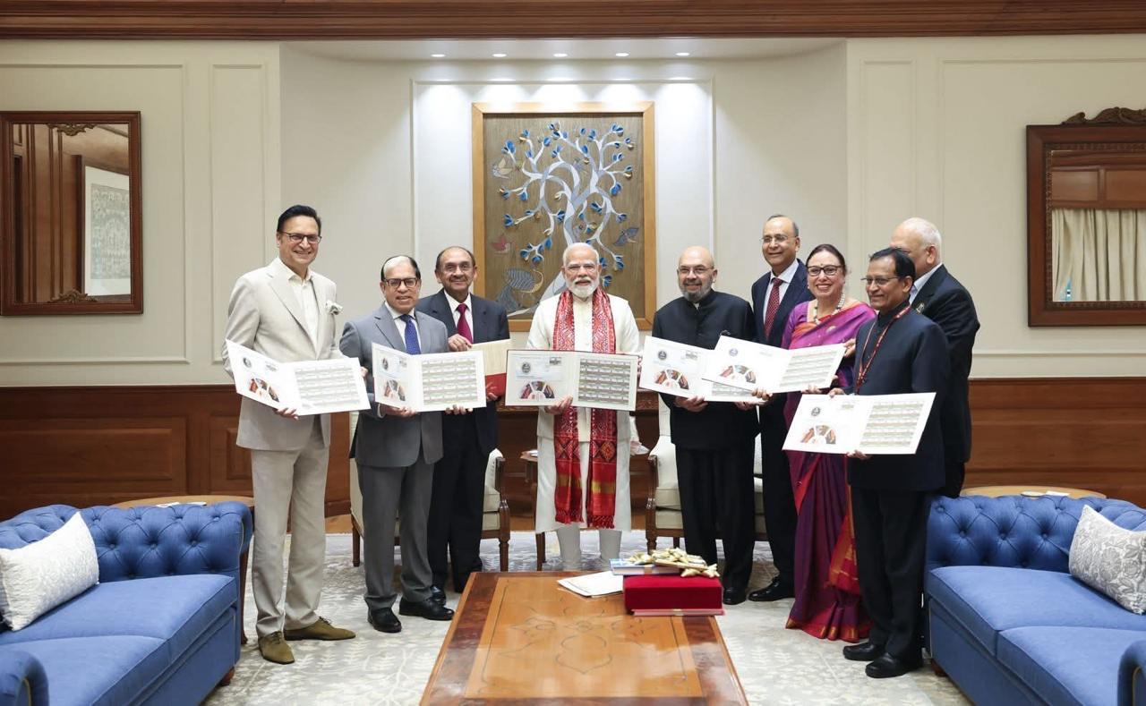 इस साल अप्रैल में पीएम ने संस्थान के 100 साल पूरे होने के मौके पर एक स्मारक डाक टिकट भी जारी किया था।