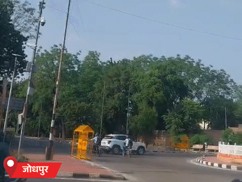 जोधपुर में हल्के बादल छाए, हवा चली। लेकिन बारिश नहीं हुई।