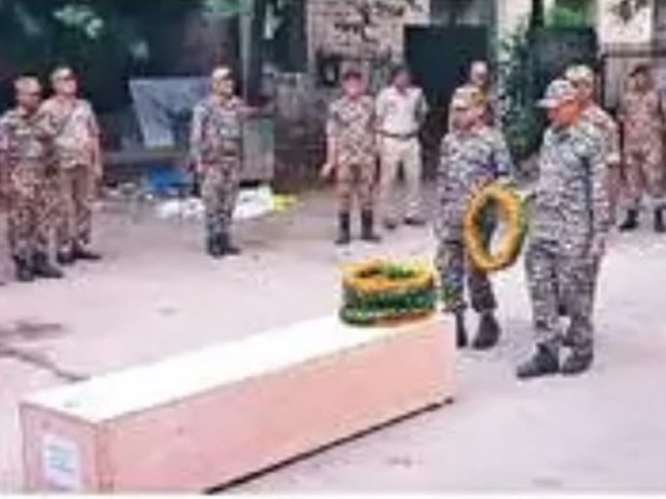 बिलासपुर में ड्यूटी खत्म होने के बाद से लापता था; केंद्रीय विद्यालय के पास मिला|बिलासपुर (छत्तीसगढ़),Bilaspur (Chhattisgarh) - Dainik Bhaskar