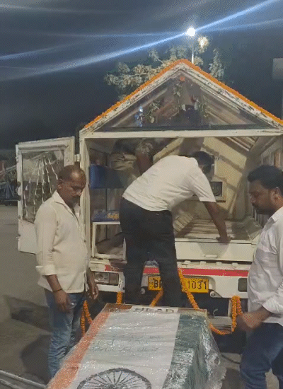 लेह-लद्दाख से जवान का शव पहुंचा गांव।