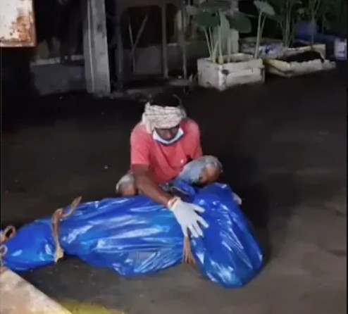 शव को पोस्टमार्टम के लिए गुवाहाटी मेडिकल कॉलेज एंड हॉस्पिटल भेजा गया है।
