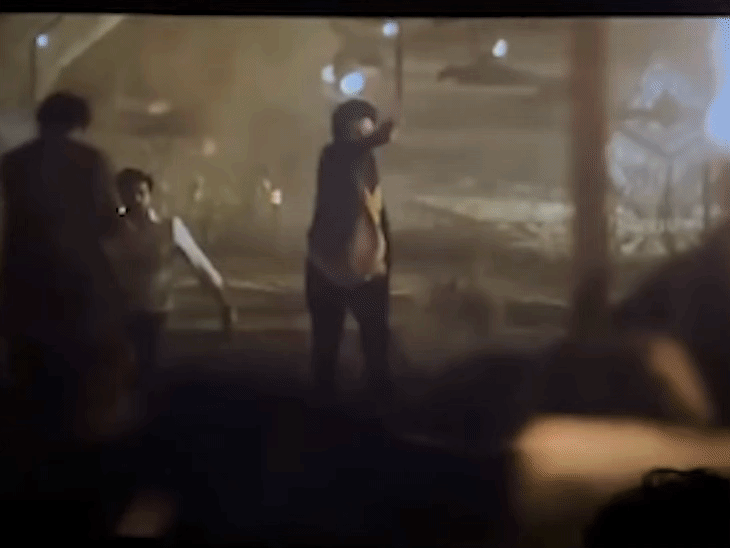 The song 'Shoorveer' has been used in this scene featuring Divyendu Sharma, in which he is seen firing a gun.