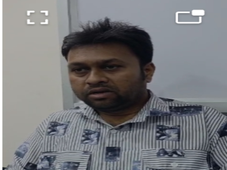 पीड़ित राजू सोनकर ने छत्तीसगढ़ के डिप्टी सीएम और रायपुर कमिश्नर को शिकायत की है।