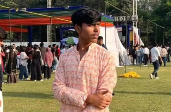मोतीलाल नेहरू कॉलेज में पढ़ता था दुर्ग का युवराज।