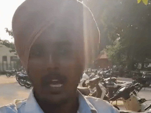 गुलजार के बेटे लखविंदर ने कहा कि पिता ने चिट्‌टे का मुद्दा उठाया था।