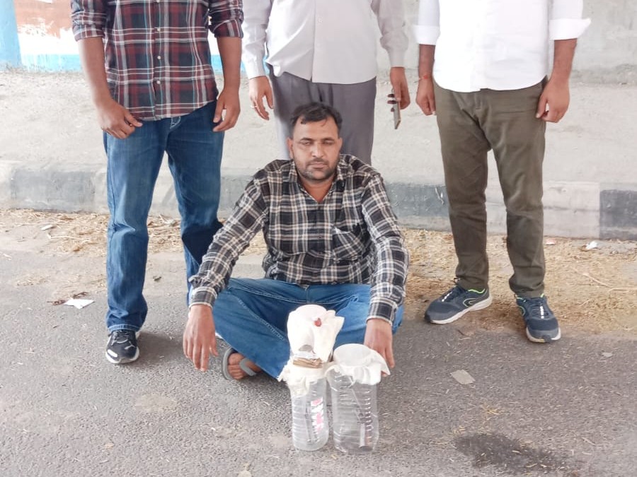दो देसी कट्टे, 10 जिंदा कारतूस मिले; हत्या समेत 7 केस दर्ज, 4 दिन का रिमांड|महेंद्रगढ़,Mahendragarh - Dainik Bhaskar