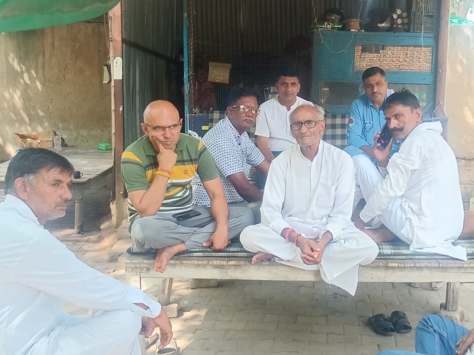 ड्राइवर की मौत, क्रेशर से रोड़ी लेने जा रहा, दो बेटों का पिता था मृतक|महेंद्रगढ़,Mahendragarh - Dainik Bhaskar