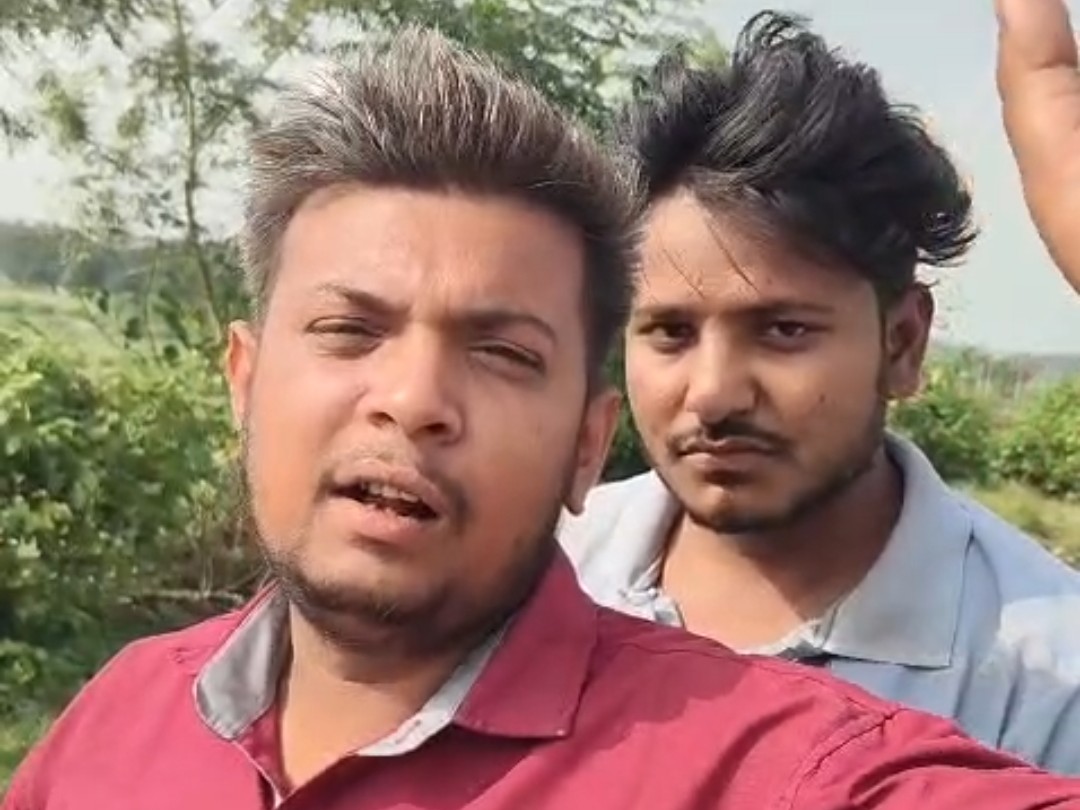 दोनों युवकों ने सोशल मीडिया पर वीडियो पोस्ट किया था।