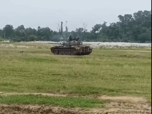 The Type-59 tank suddenly exploded, due to which the soldier was seen jumping in the air.