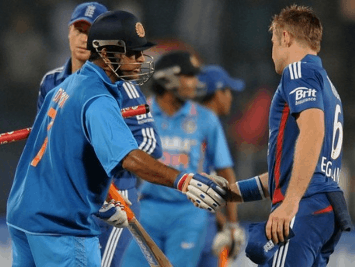 भारत ने 2013 में इंग्लैंड को 3-2 से हराया था। इसके साथ ही भारत पहली बार ICC वनडे रैंकिंग में नंबर-1 बना था।