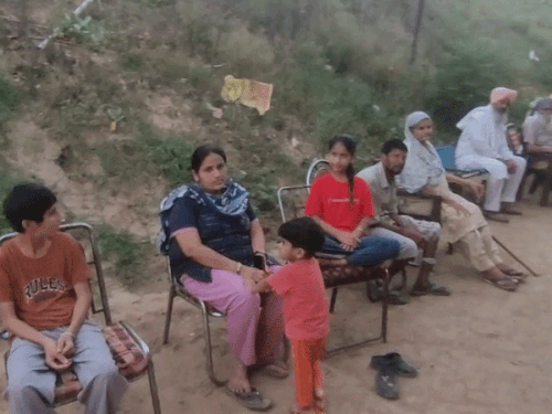 बाबा फरीद अनाथ आश्रम में रहने वाले बेघर बच्चे, दिव्यांग, बुजुर्ग और महिलाएं।