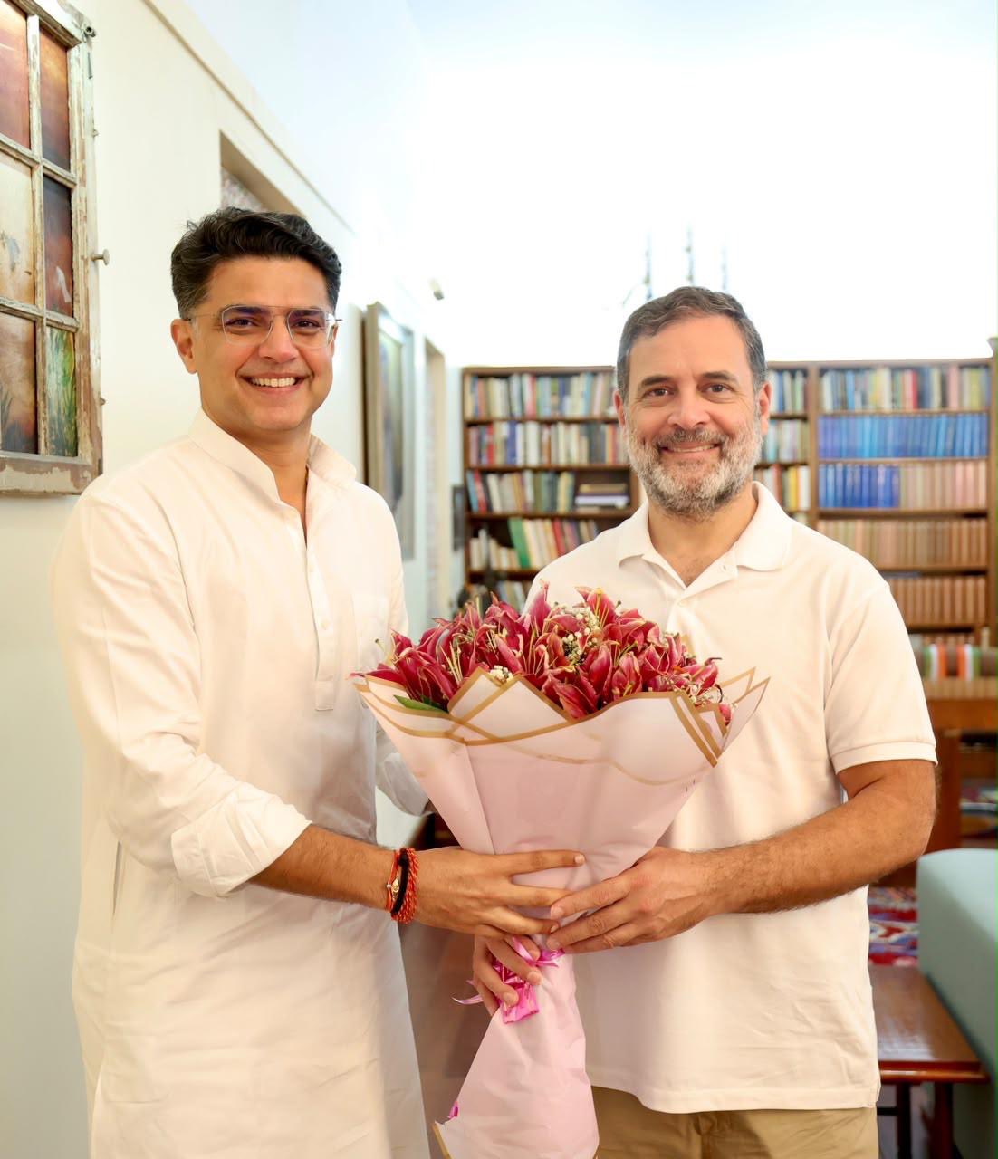 पंजाब कांग्रेस के नेताओं से मुलाकात के बाद सचिन पायलट ने अगले ही दिन राहुल गांधी और प्रियंका गांधी वाड्रा से मिले।