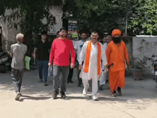 सोनीपत में पिता बोले- गलत इलाज किया, रिपोर्ट में कहीं मेल तो कहीं फीमेल दर्ज|सोनीपत,Sonipat - Dainik Bhaskar