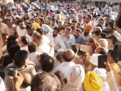 पूर्व मंत्री भगत चुन्नी लाल की अंतिम विदाई में उमड़ा जनसैलाब।