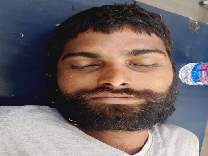 शिव सहिस को अवैध शराब के आरोप में पकड़ा गया था।