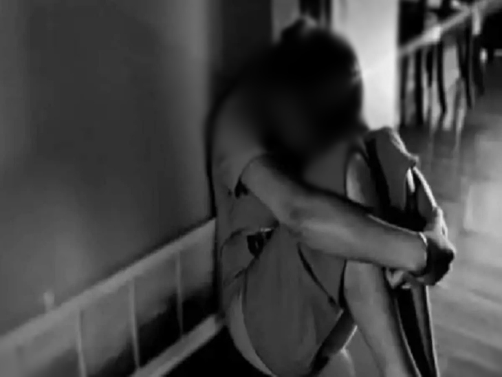 11 साल की बच्ची की एडिटेड अश्लील तस्वीरें कीं वायरल, सदमे में मासूम|ग्वालियर,Gwalior - Dainik Bhaskar