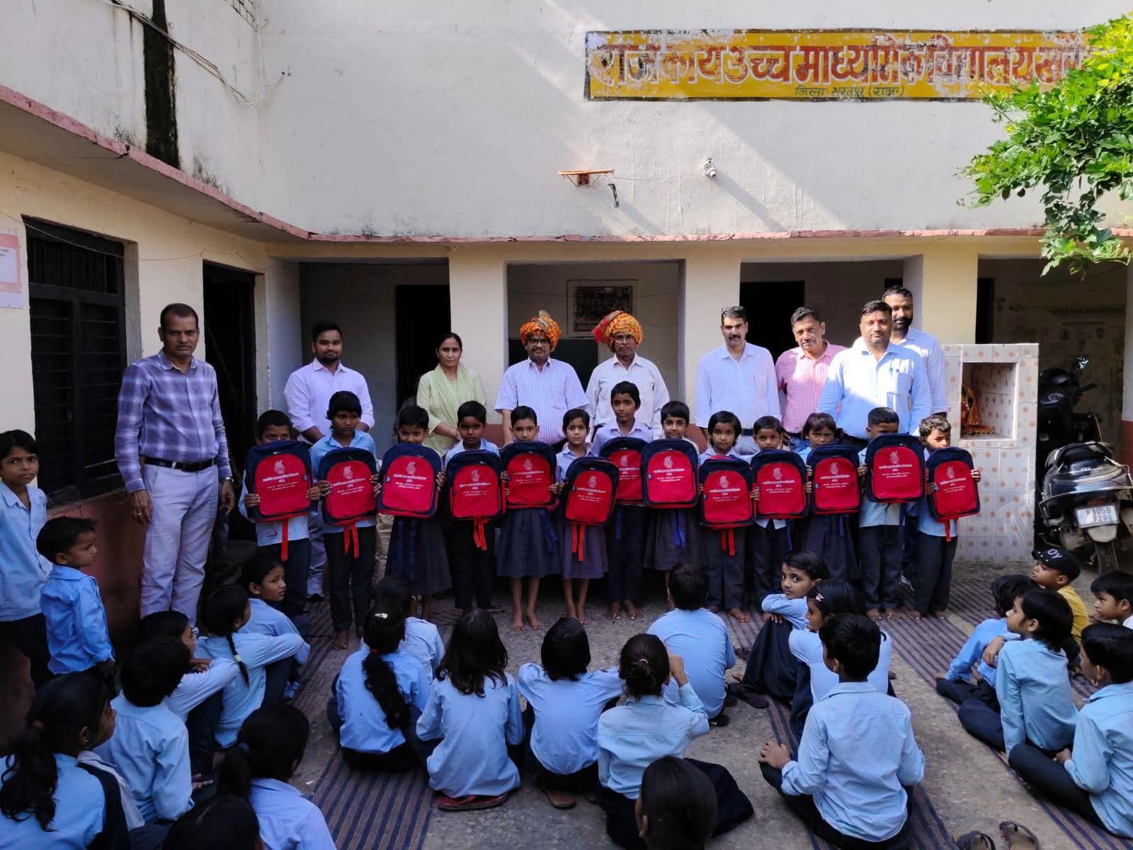60 स्टूडेंट्स को मिला लाभ, बच्चों की शिक्षा को बढ़ावा देने का लक्ष्य