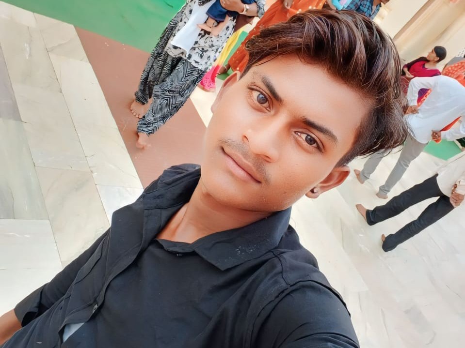मृतक युवक संदीप गौड़।