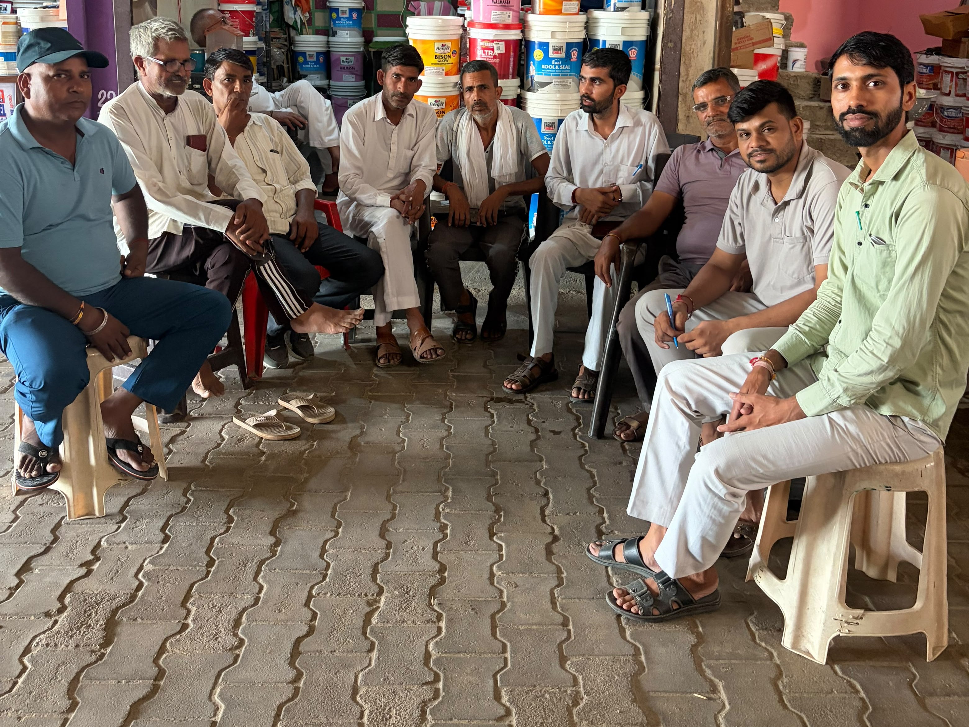 रजिस्ट्रेशन रद्द किए जाने से नाराज श्रमिक, बंद पड़े पोर्टल को खुलवाने की मांग|महेंद्रगढ़,Mahendragarh - Dainik Bhaskar