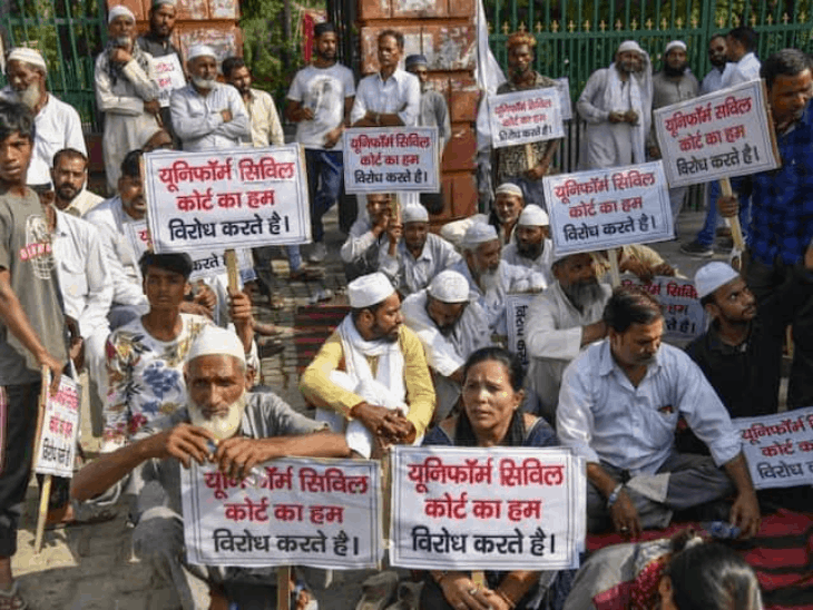 उत्तराखंड में जनवरी 2025 से UCC लागू है। वहीं, गुजरात, असम और मध्य प्रदेश में इसे लागू करने का प्रस्ताव विधानसभा से पारित हो चुका है।  ( फाइल फोटो) - Dainik Bhaskar